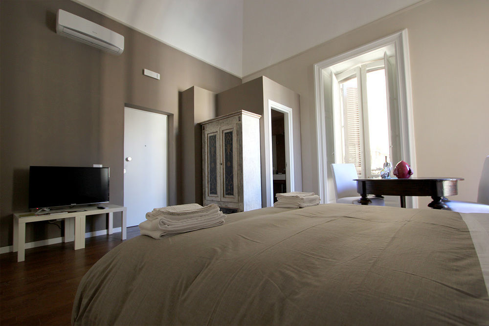 Palazzo Del Centro Bed & Breakfast เลชเช ภายนอก รูปภาพ